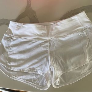 Lululemon 2.5 inch Speed Up shorts